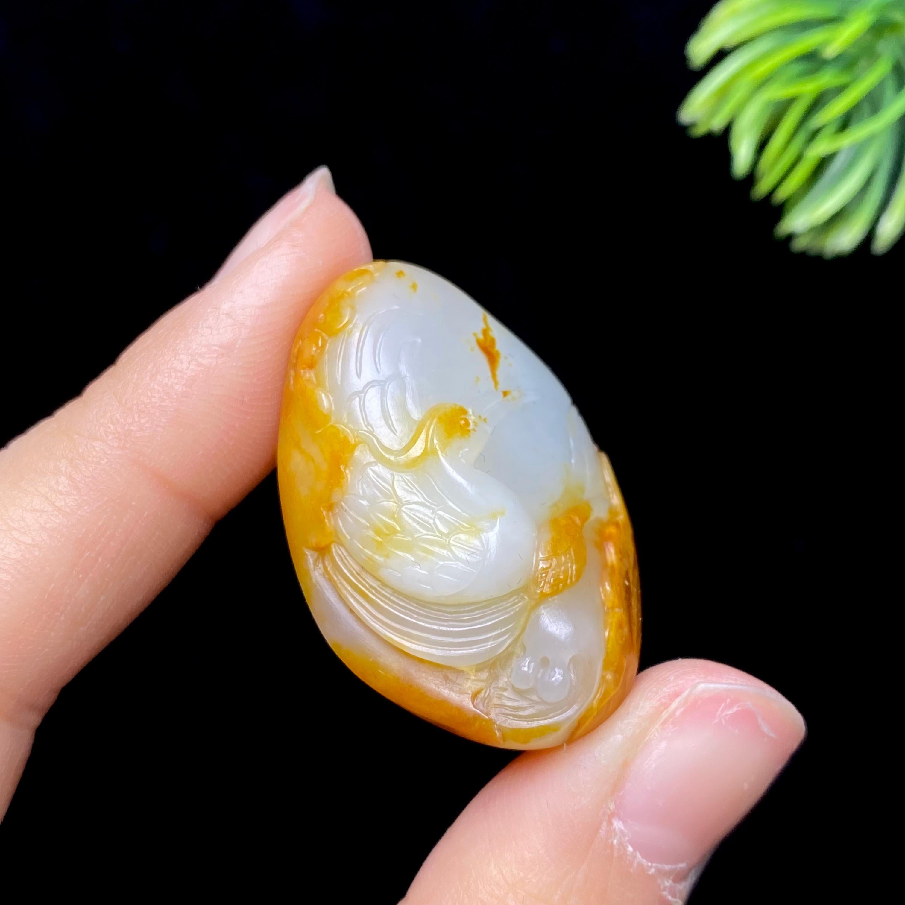 和田玉籽料一路连科（17.3g）