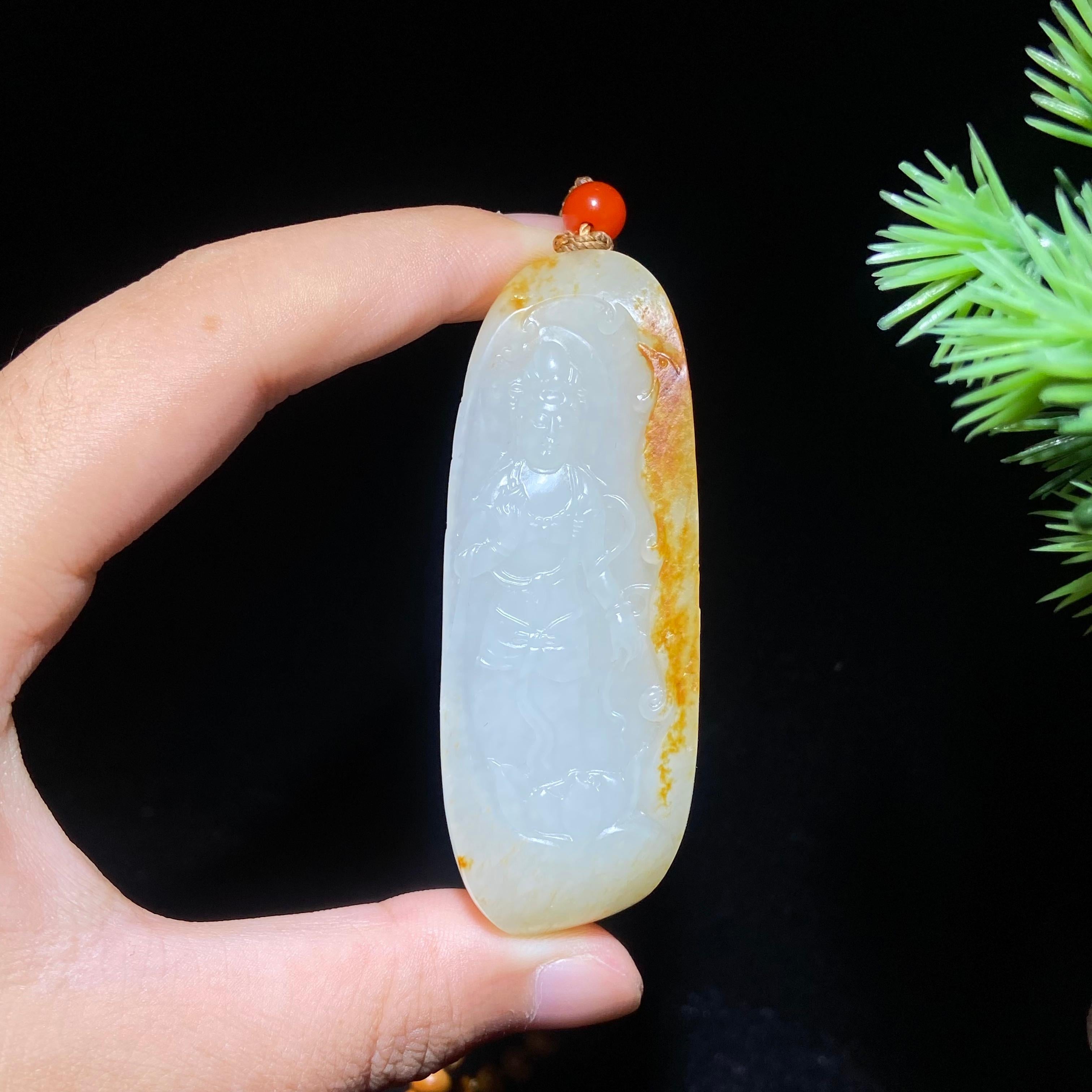 和田玉籽料观音（37.9g）
