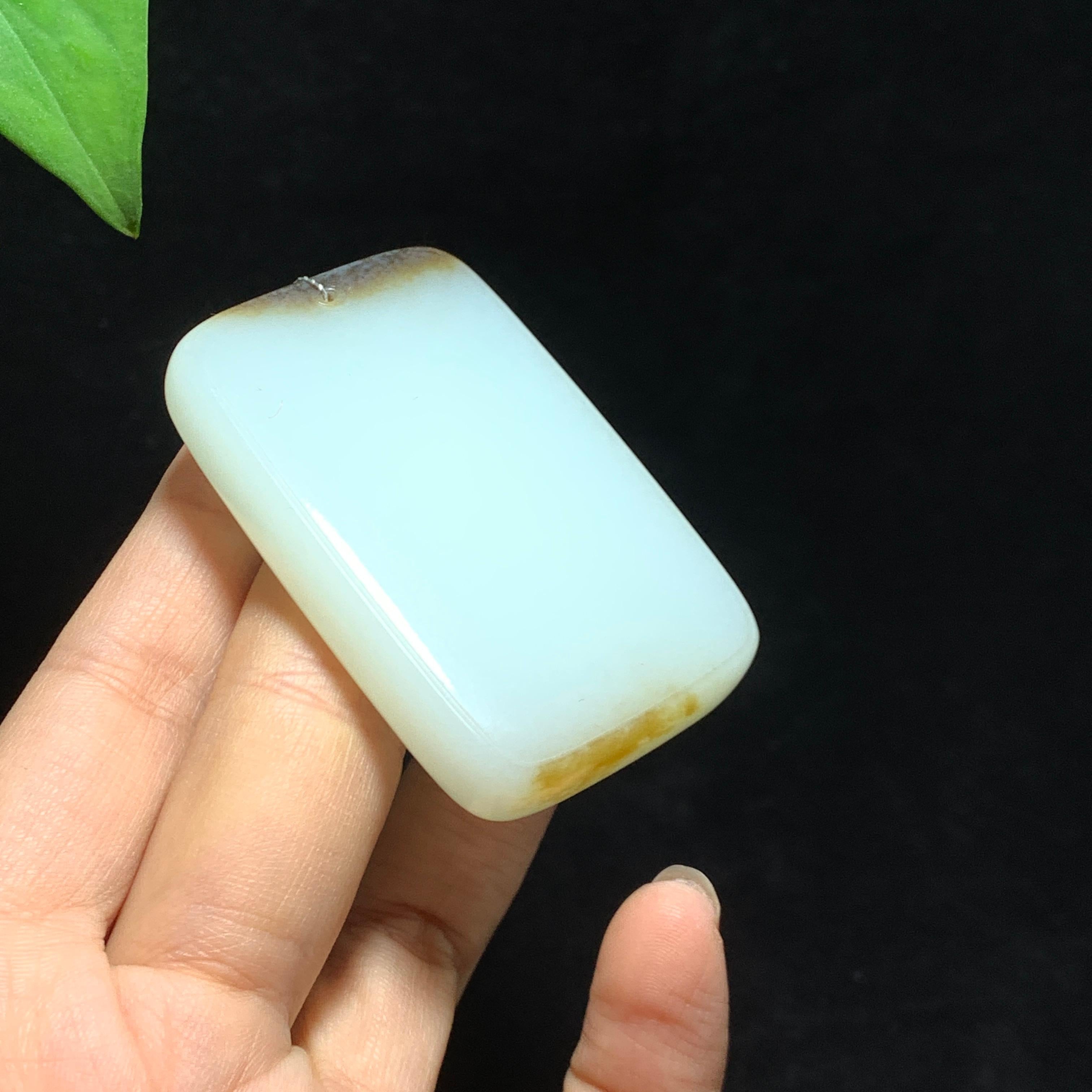 和田山料糖白玉无事牌挂件（65.9g）