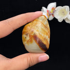 和田玉聚红皮籽料手把件（86.2g）