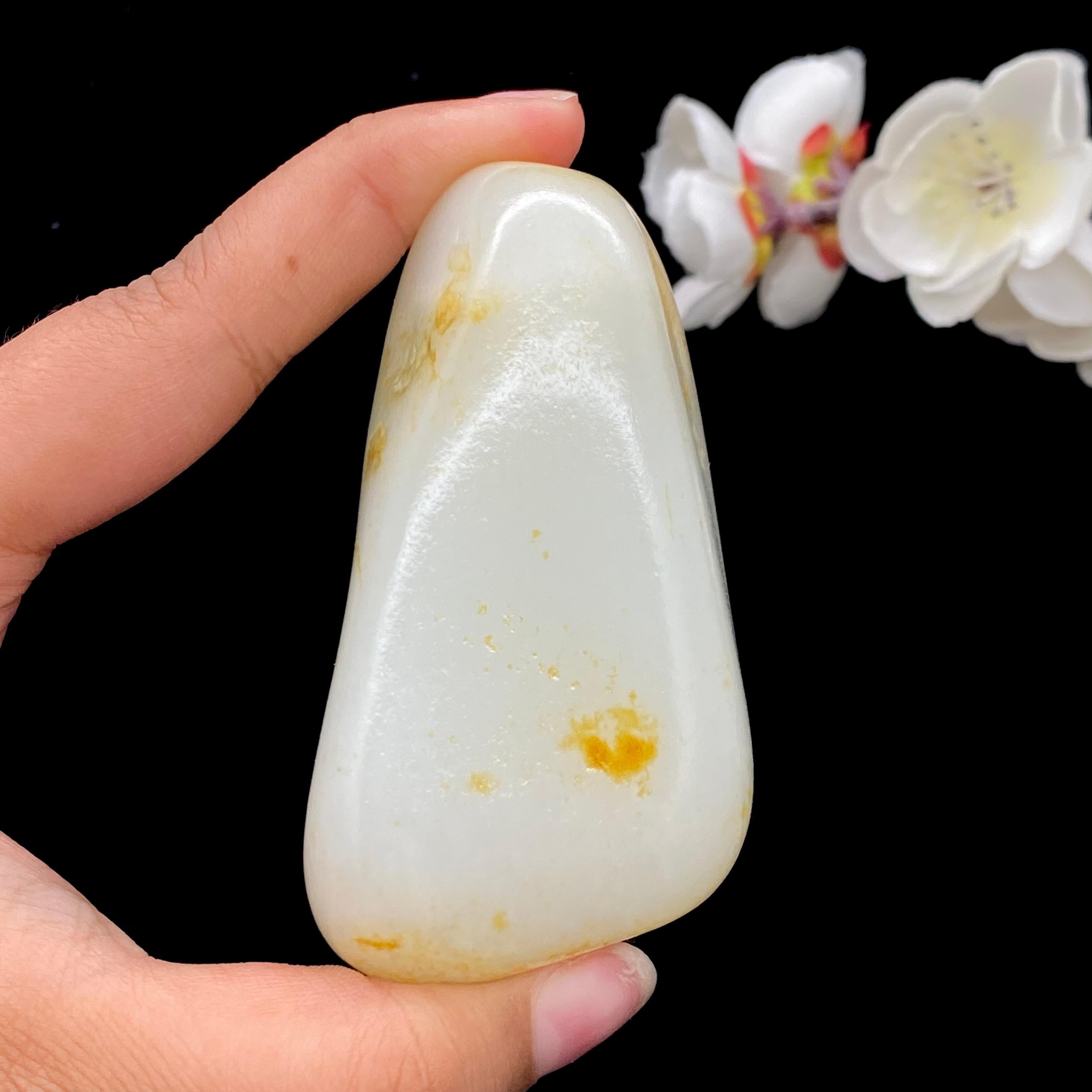 和田玉洒红皮籽料（193.2g）