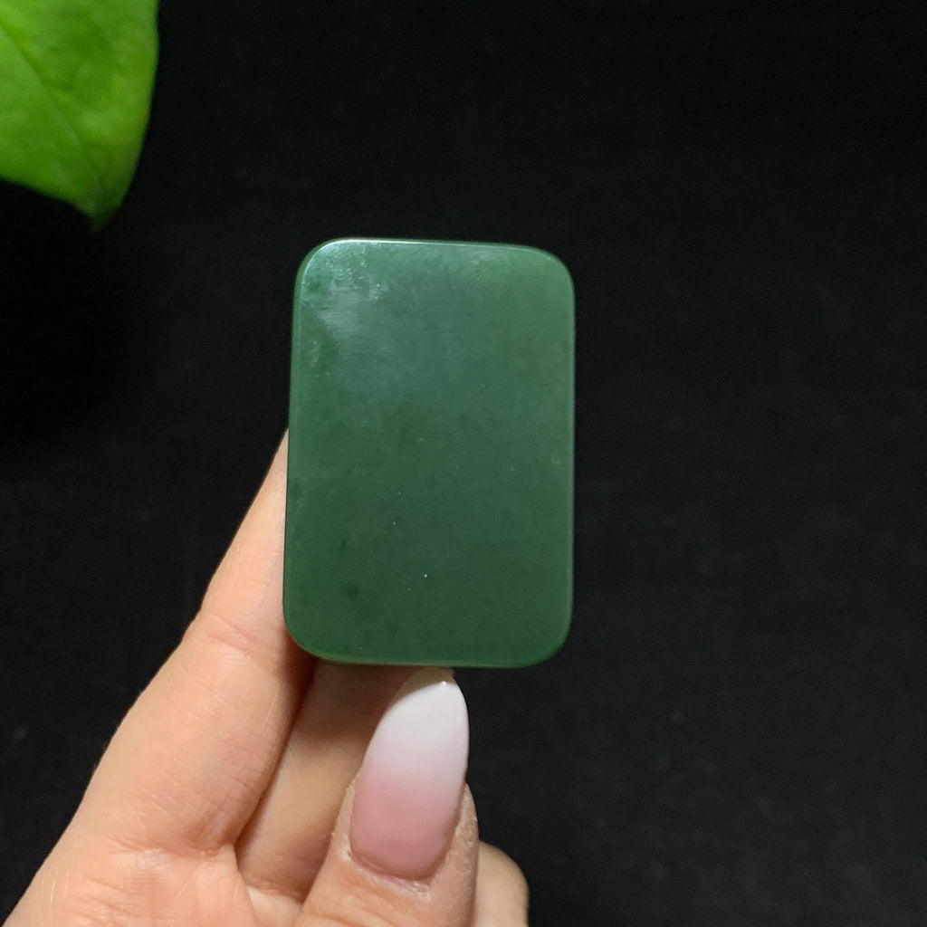 高品质碧玉菠菜绿无事牌（47.8g）