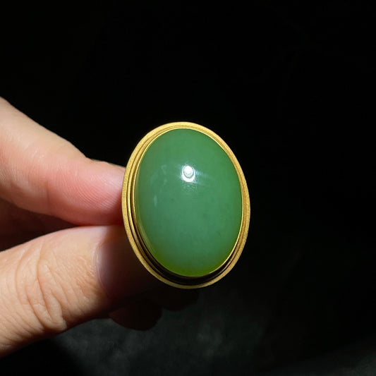和田玉碧玉粉绿金镶戒指