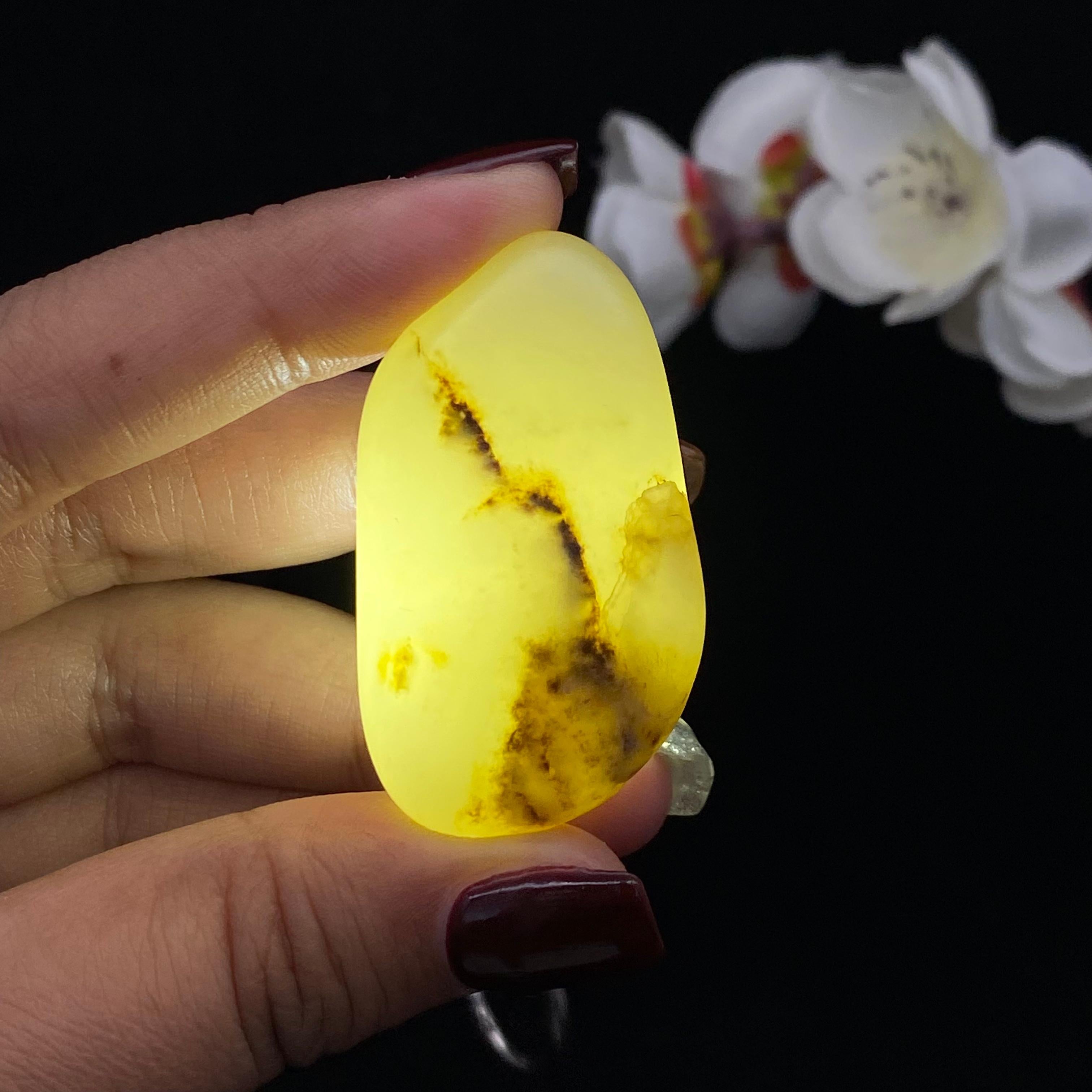 和田玉黄皮籽料挂件（35.2g）