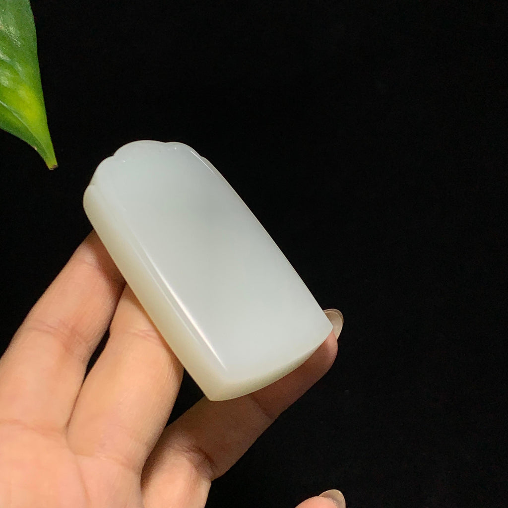 和田山料羊脂白玉无事牌挂件（76.7g）
