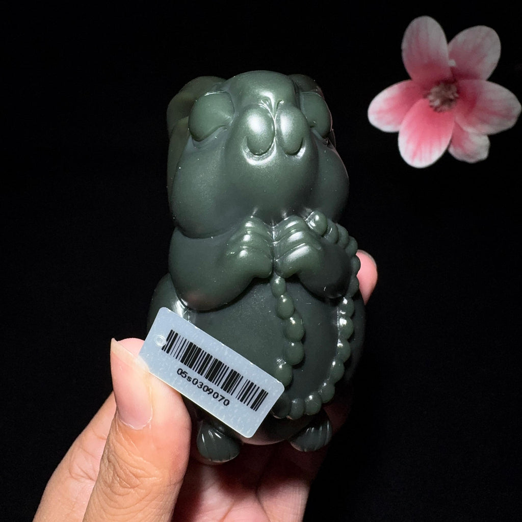 和田玉沙枣青兔子手把件（264.5g）