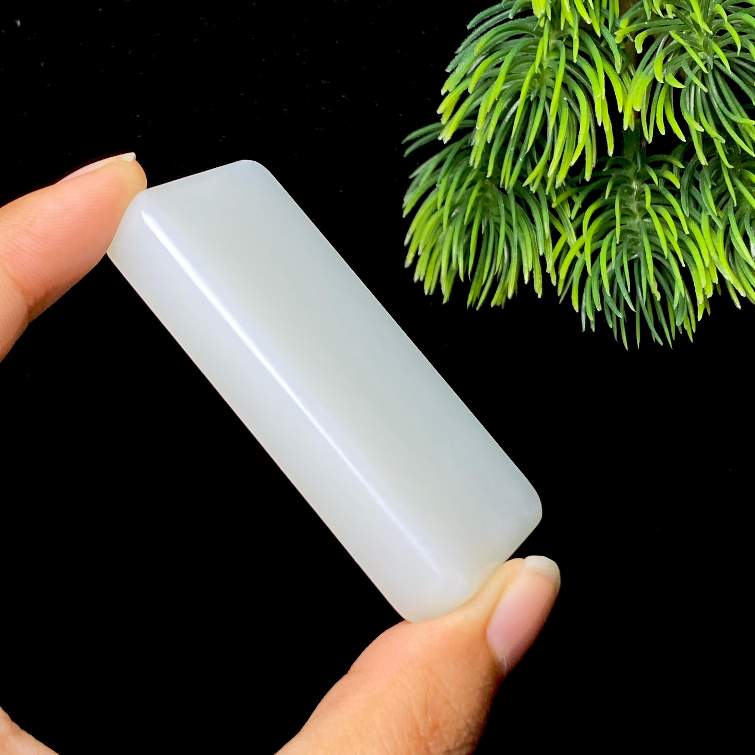 和田玉白玉无事牌（57.6g）