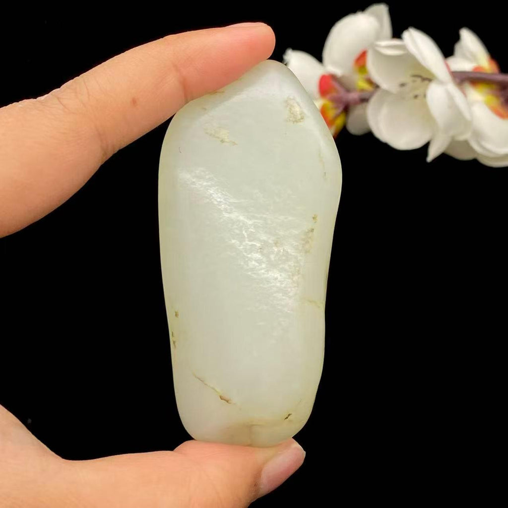 和田玉白玉籽料手把件（90.9g）