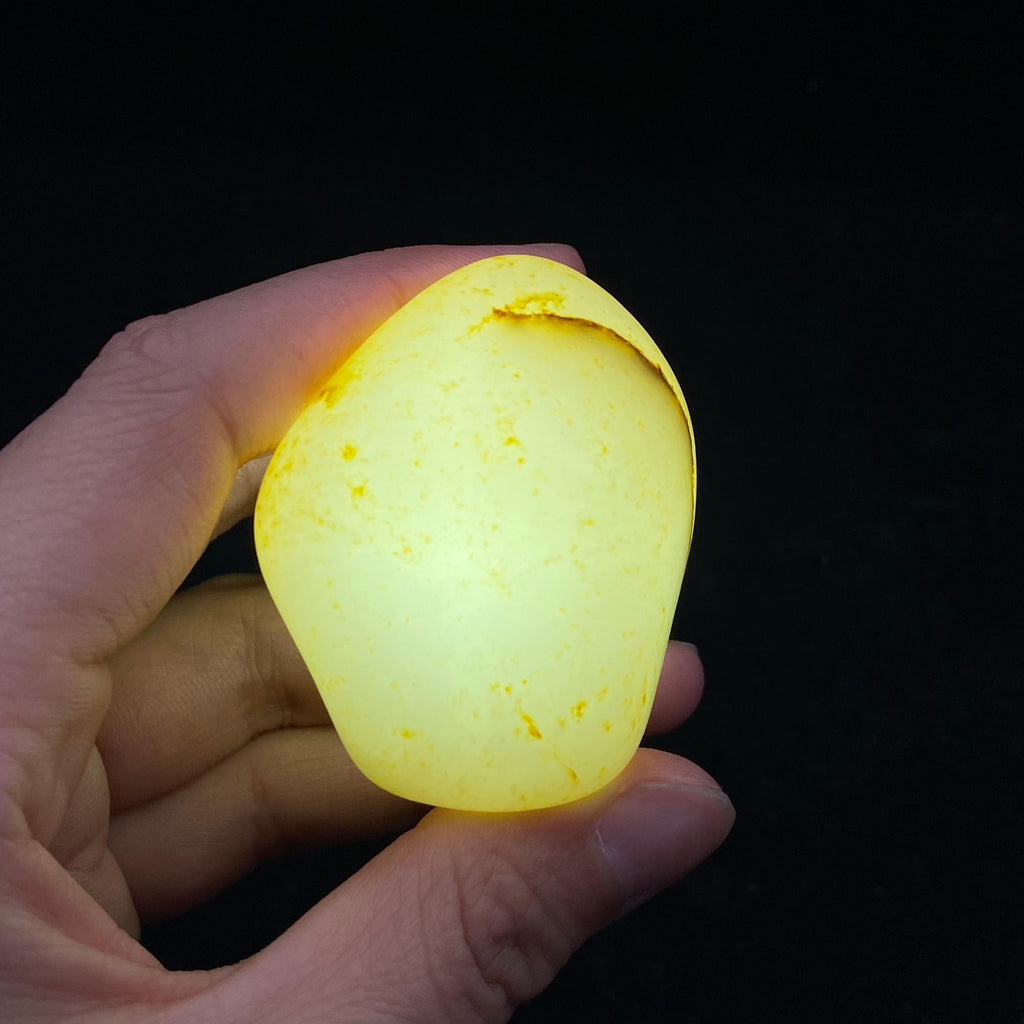 和田玉洒金皮籽料原石（63.6g）