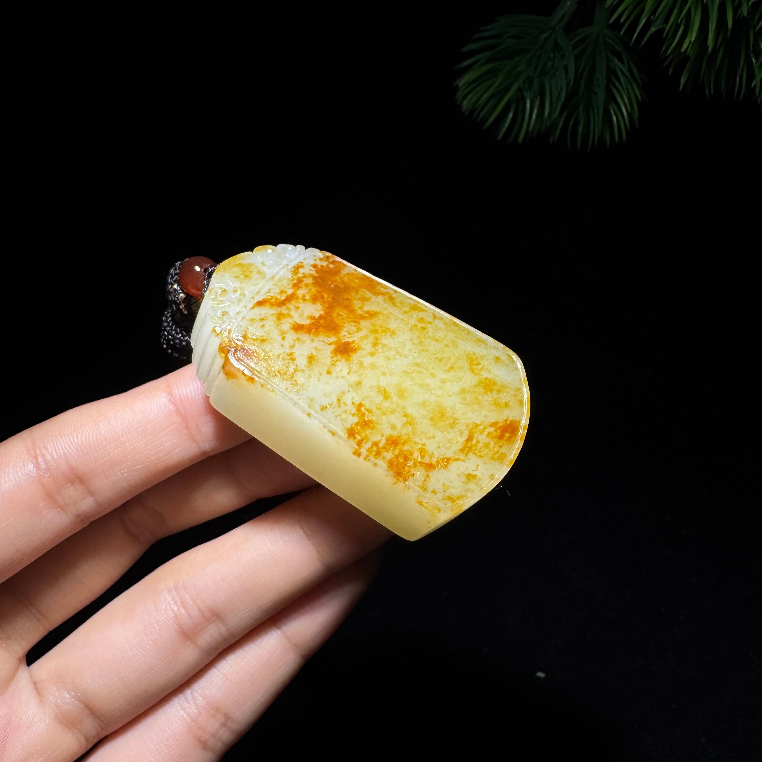 和田玉籽料满皮无事牌（76.5g）