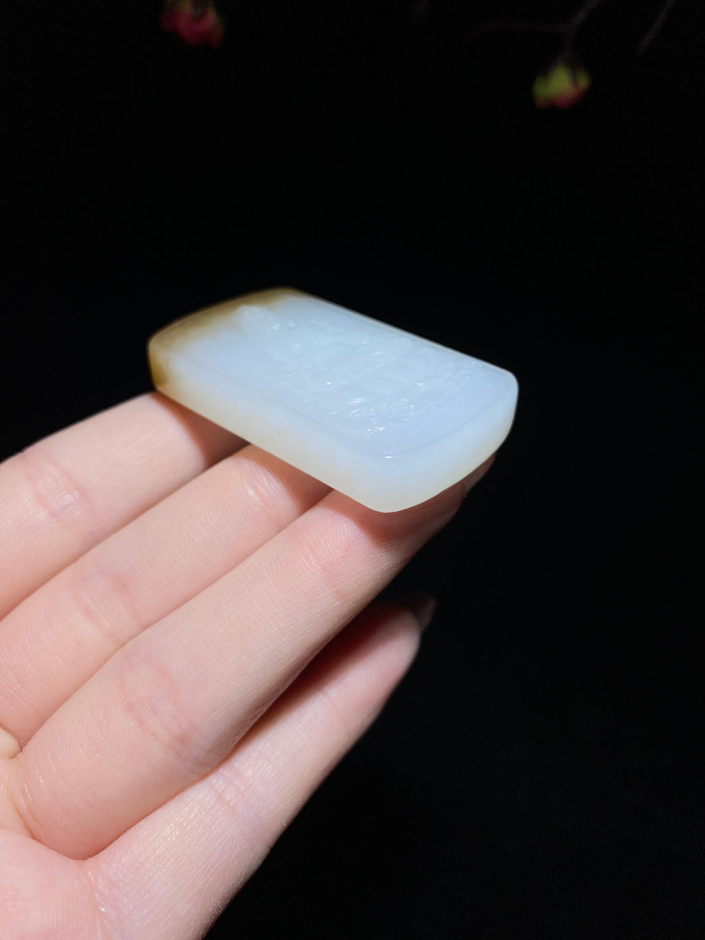 和田玉山料糖白玉观音挂件（31.7g）
