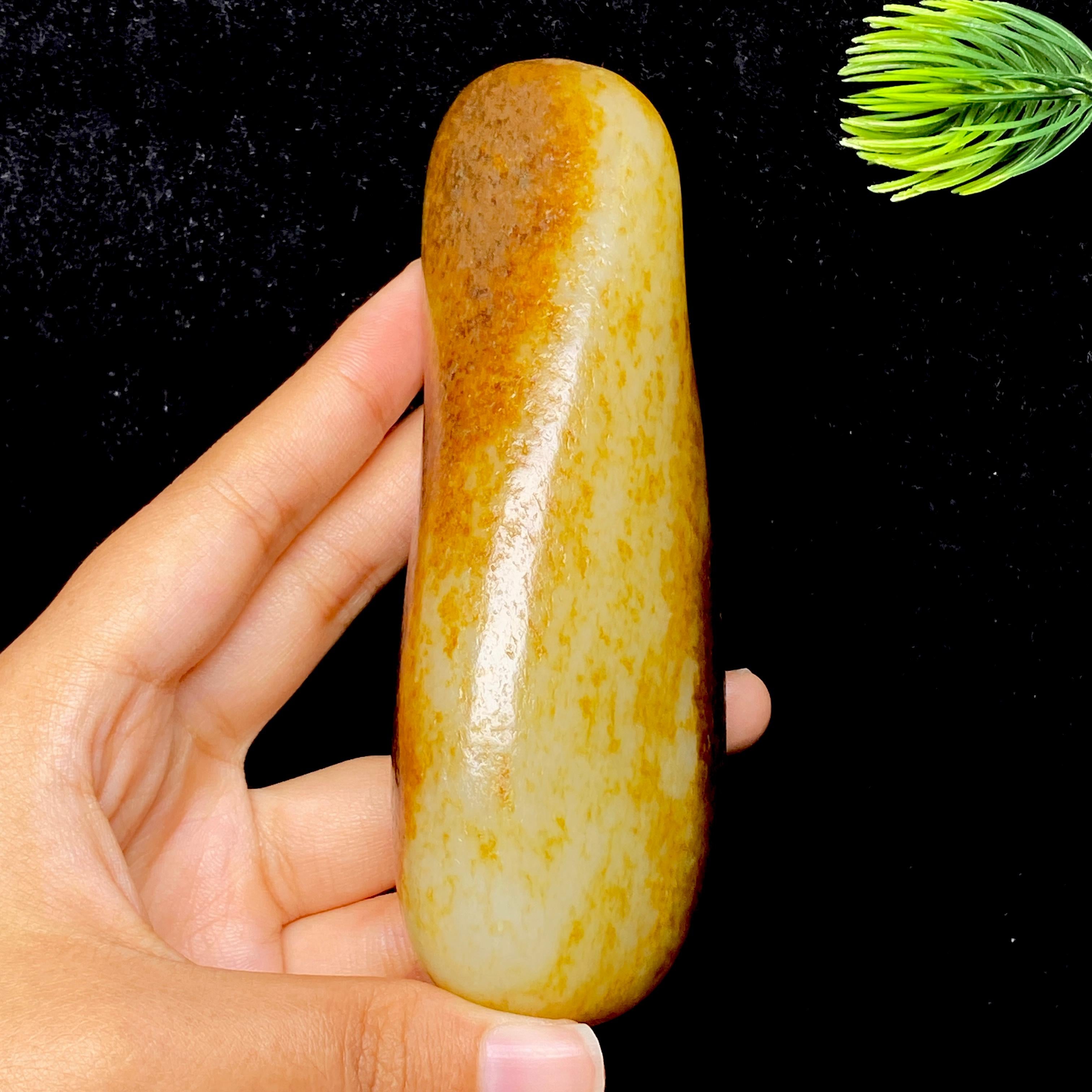 和田玉红沁籽料（260.8g）