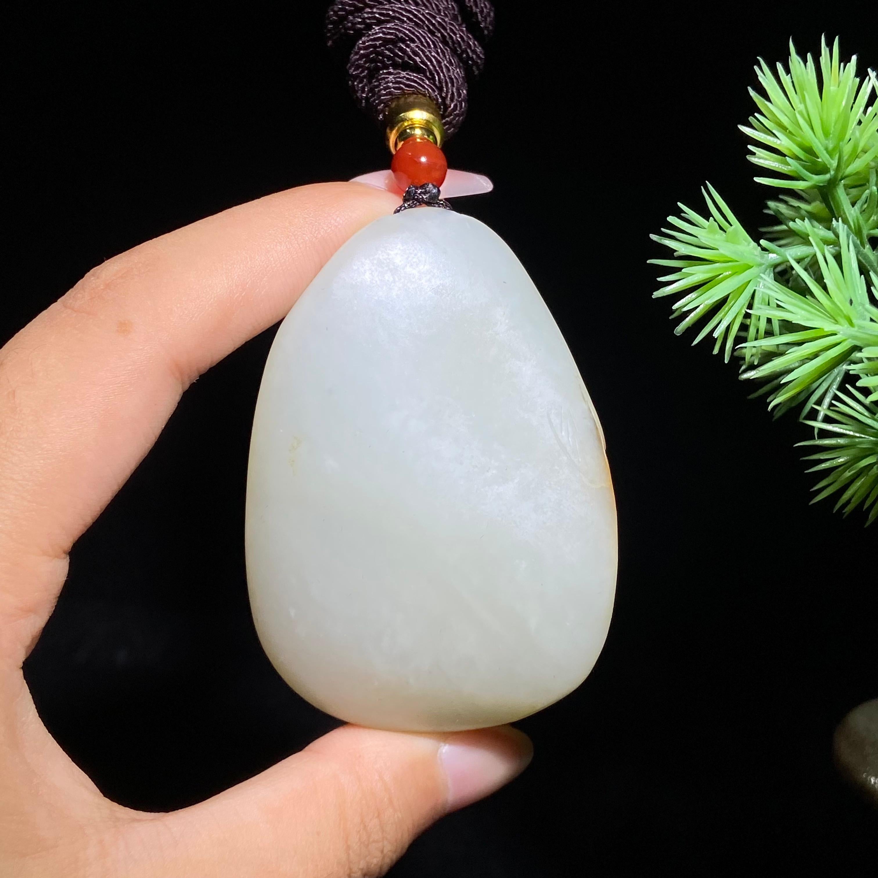 和田玉籽料观音（71.0g）