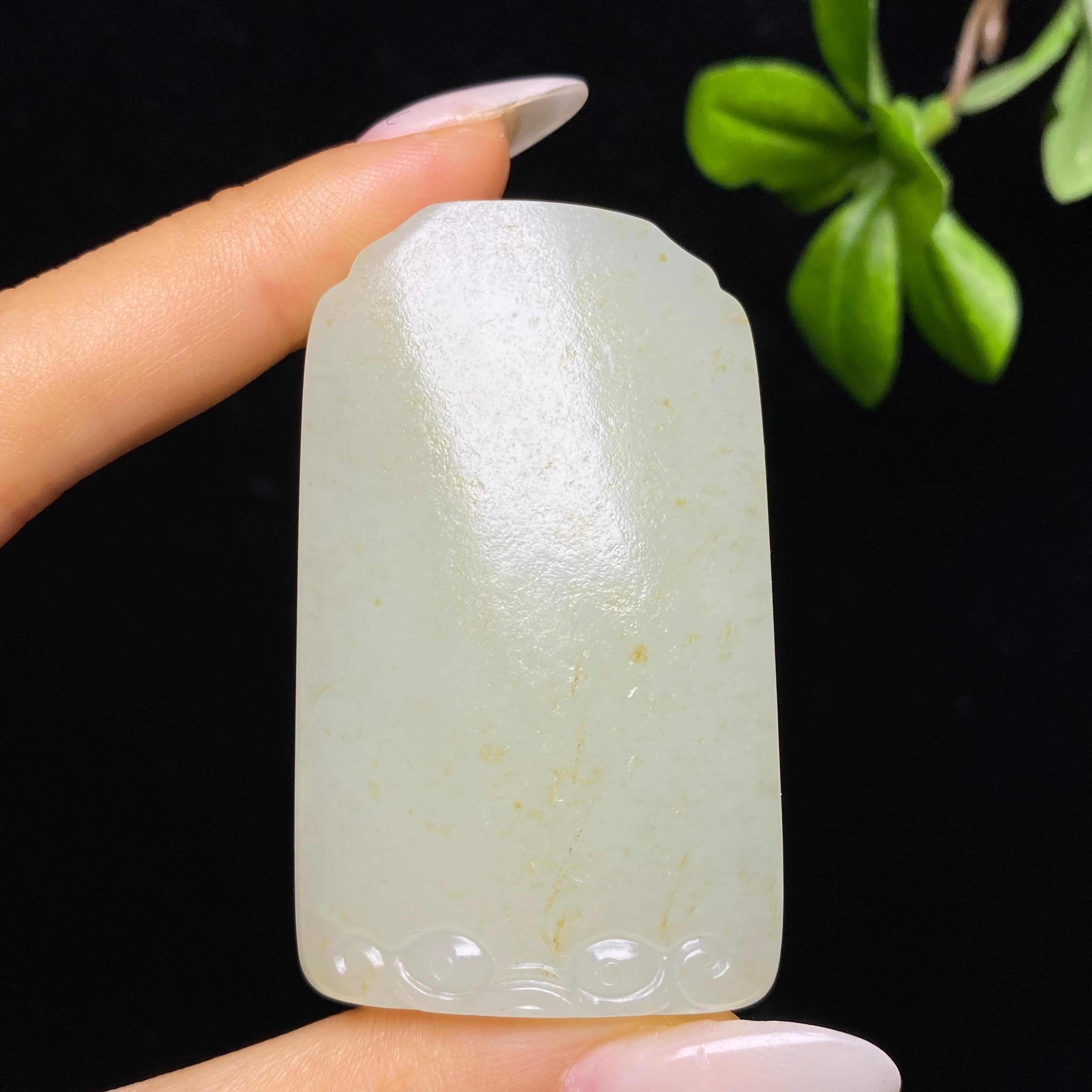和田玉籽料无事牌（49.4g）