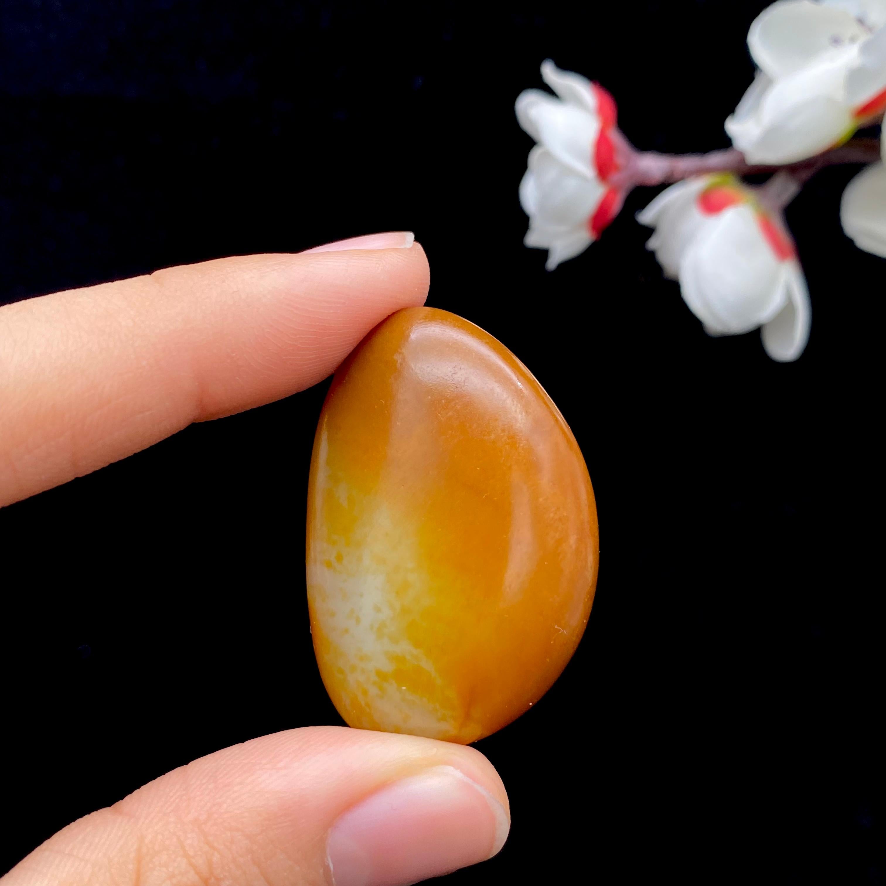 和田玉红沁皮籽料（26g）