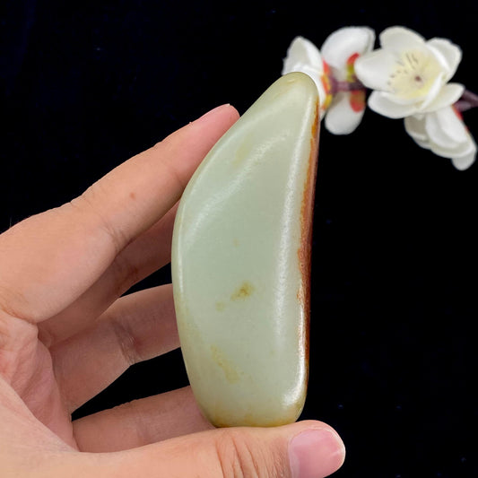 和田玉聚红皮籽料原石（181.2g）