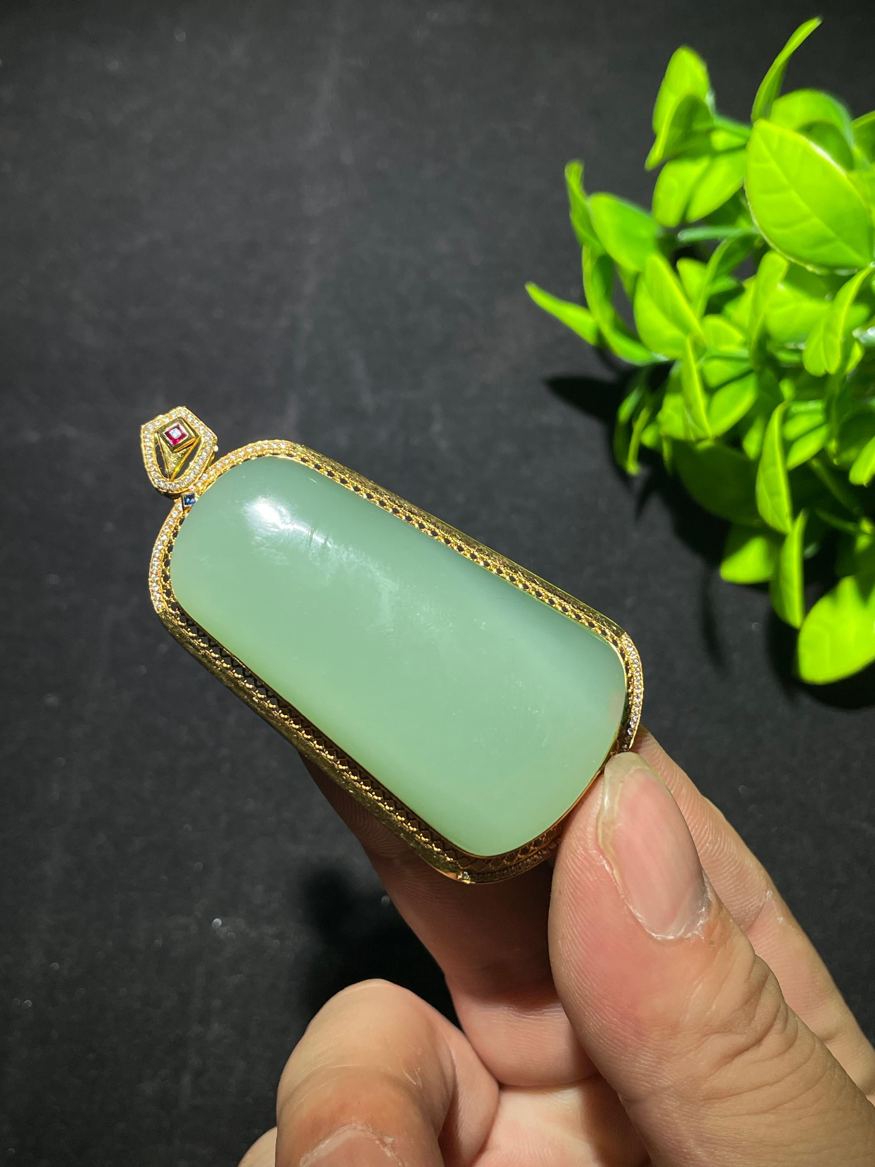 和田玉碧玉粉青无事牌（28.5g）