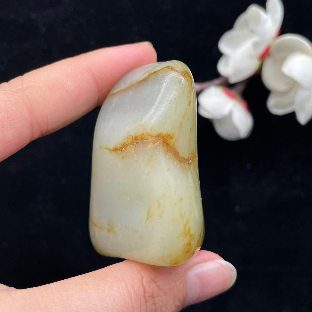 和田玉洒金皮青花底籽料（104.8g）