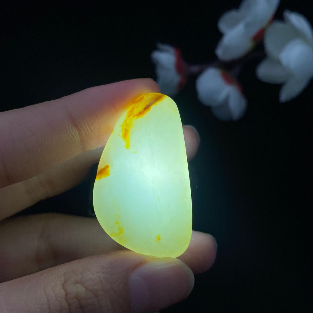 和田玉黄皮籽料原石（12.8g）