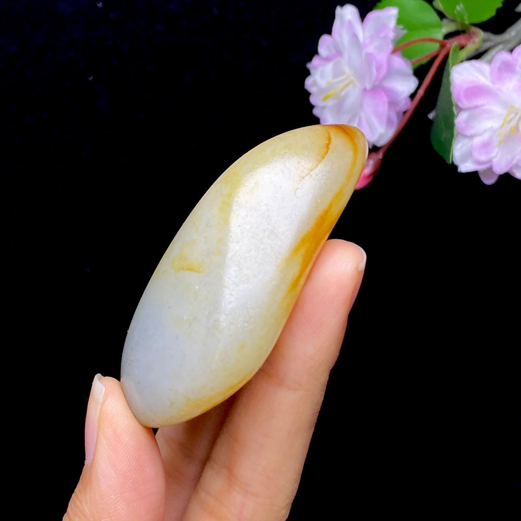 和田玉黄皮青花籽料挂件（67.4g）