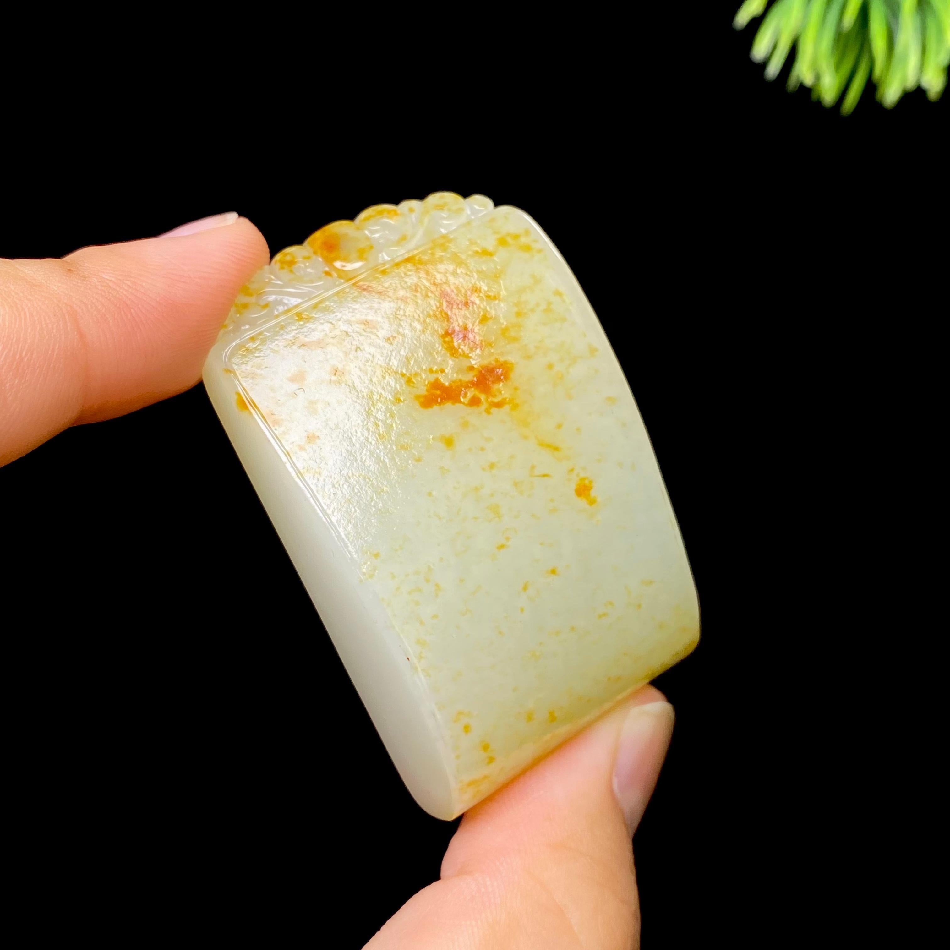 和田玉籽料无事牌（48.8g）