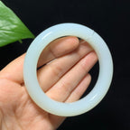 收藏传承级和田山料羊脂白玉手镯（60.8g）