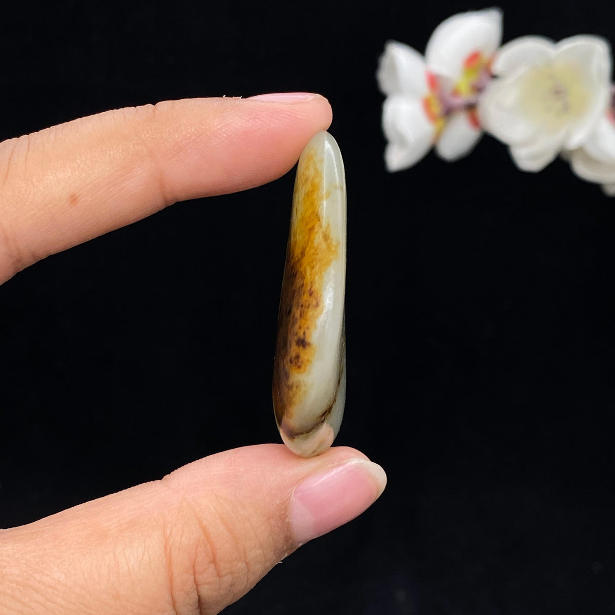 和田玉聚黄皮籽料（20.4g）