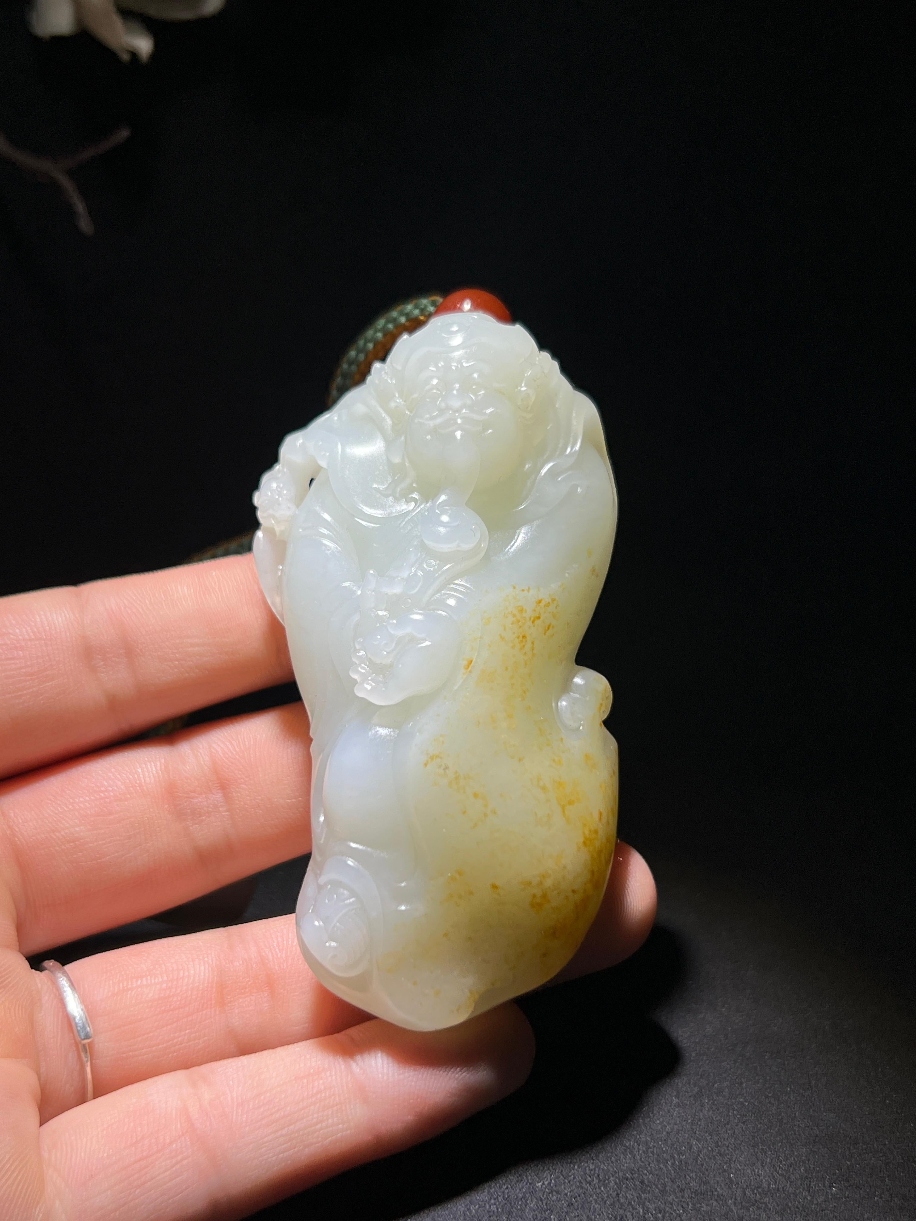 和田玉籽料财神把件（123.1g）