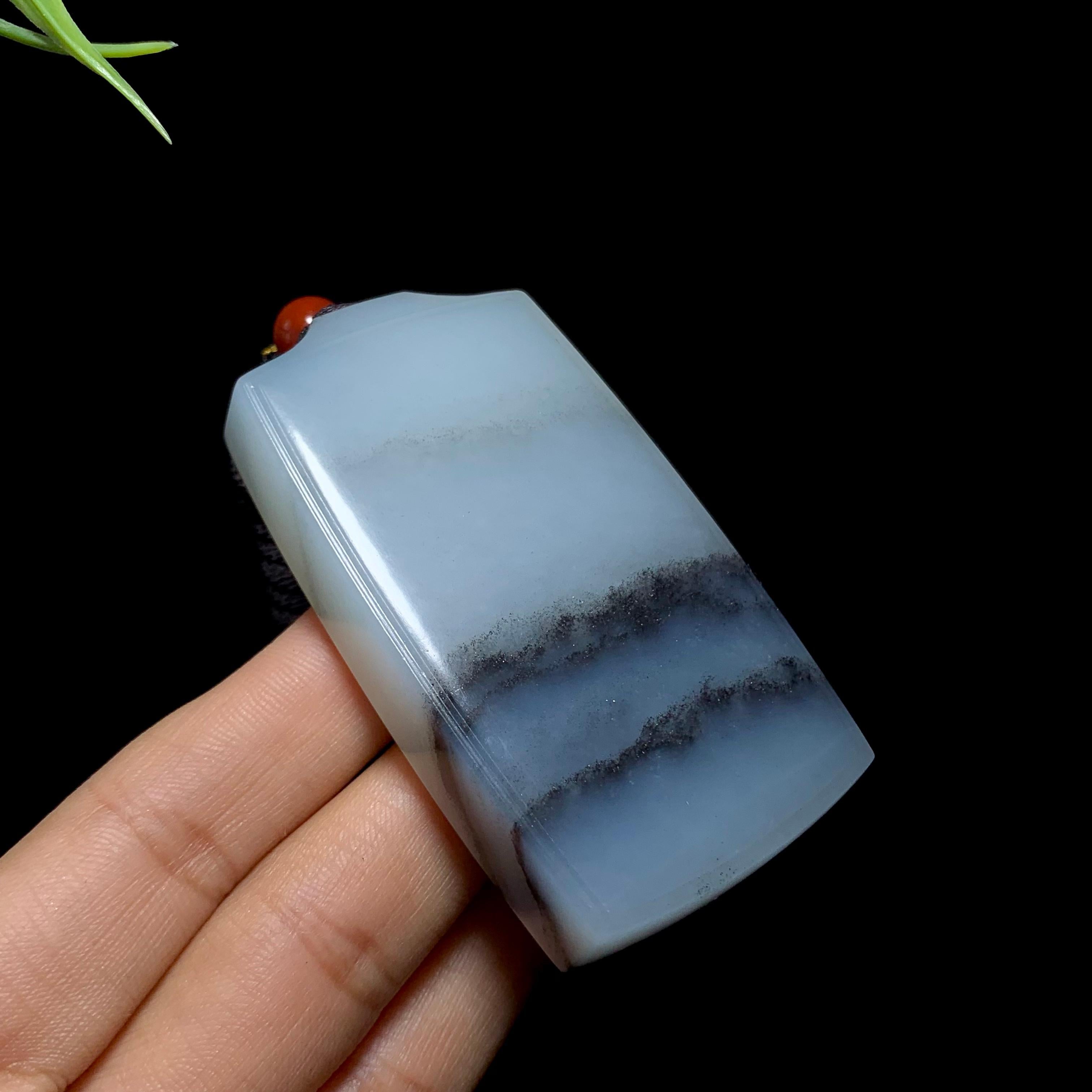 和田玉籽料青花无事牌（81.5g）