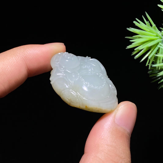 和田玉籽料佛公（20.4g）