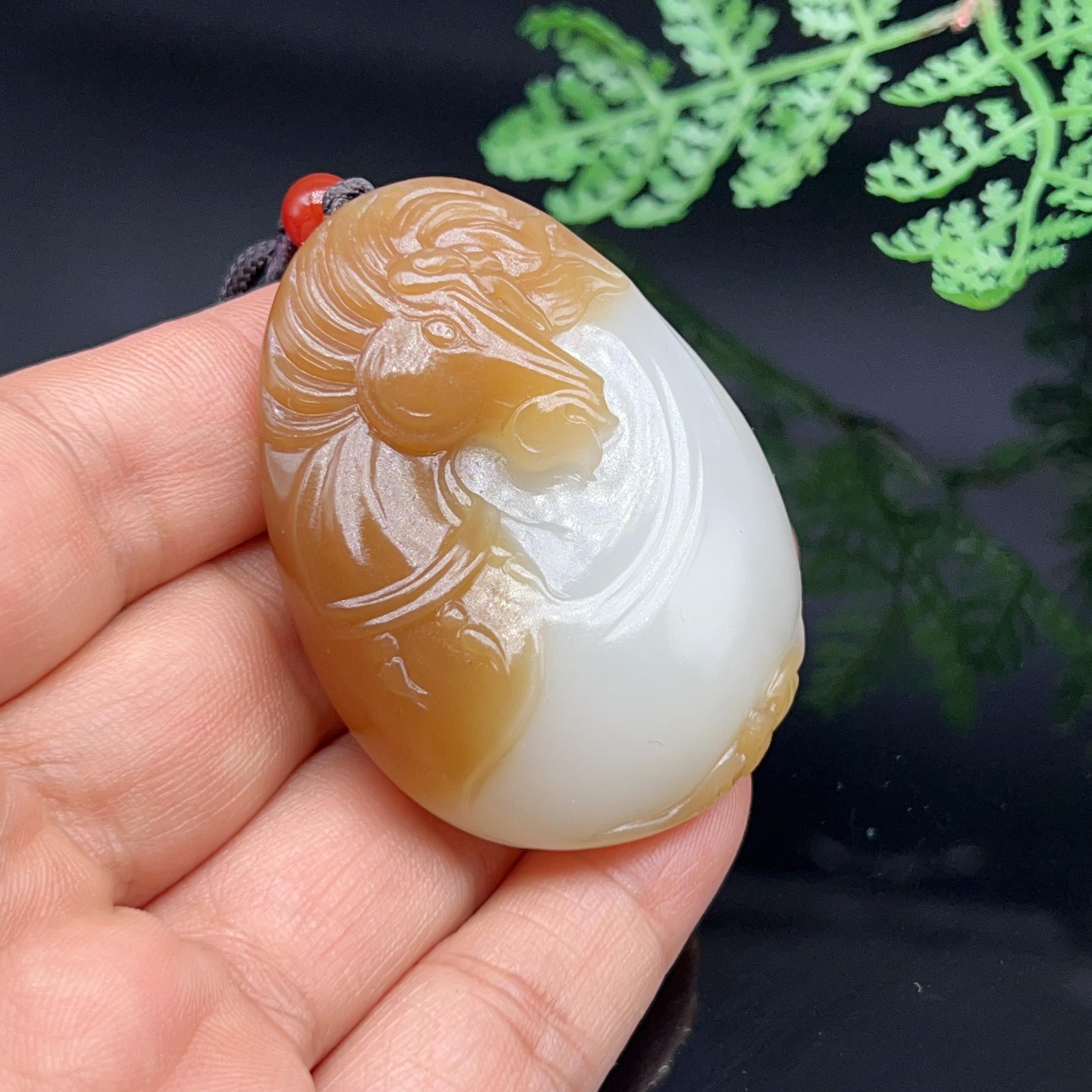 和田玉糖羊脂白玉马上有福马挂件（48.879g）