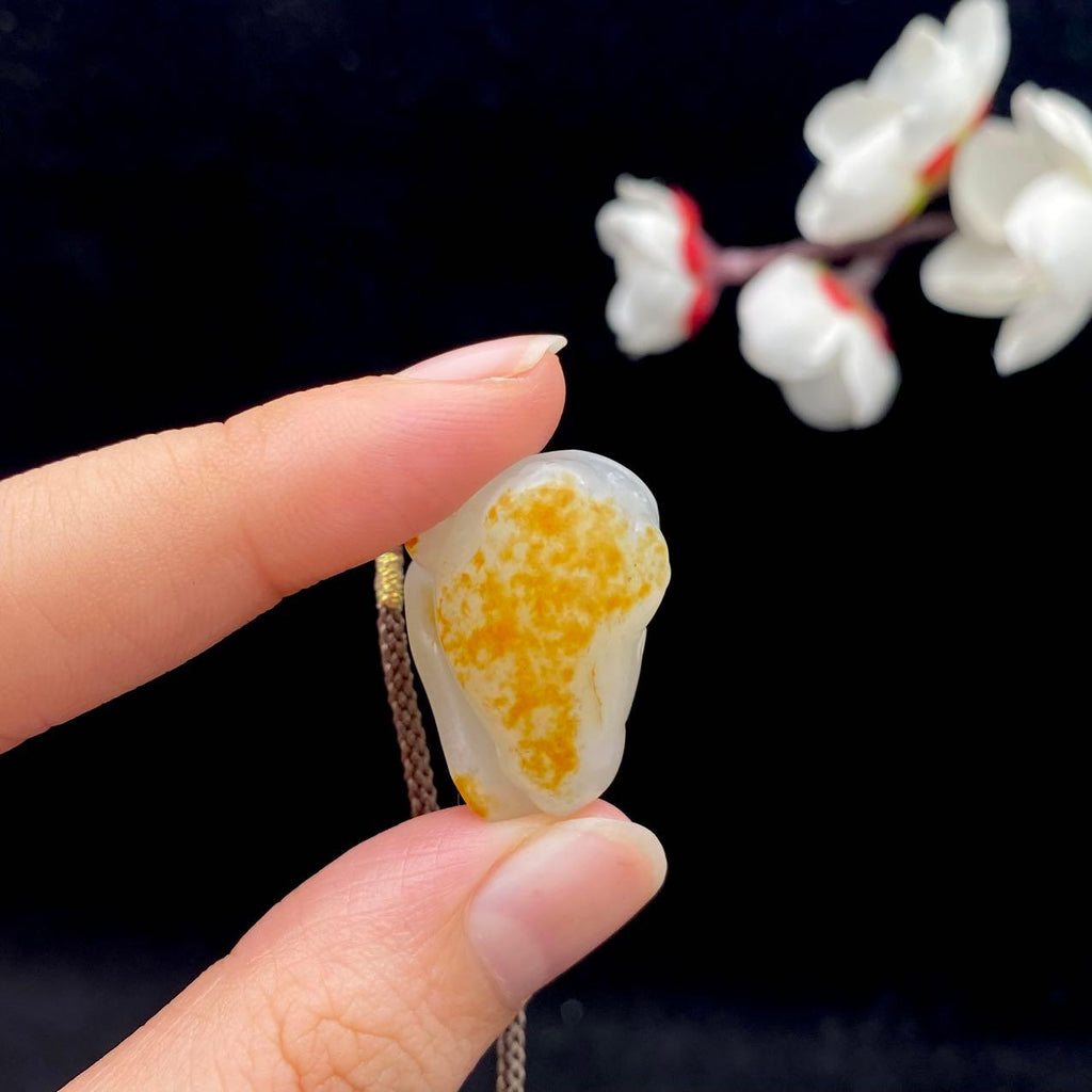 和田玉白玉籽料【三足金蟾】（12.5g）