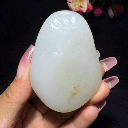 和田玉籽料挂件莲花观音（75.7g）
