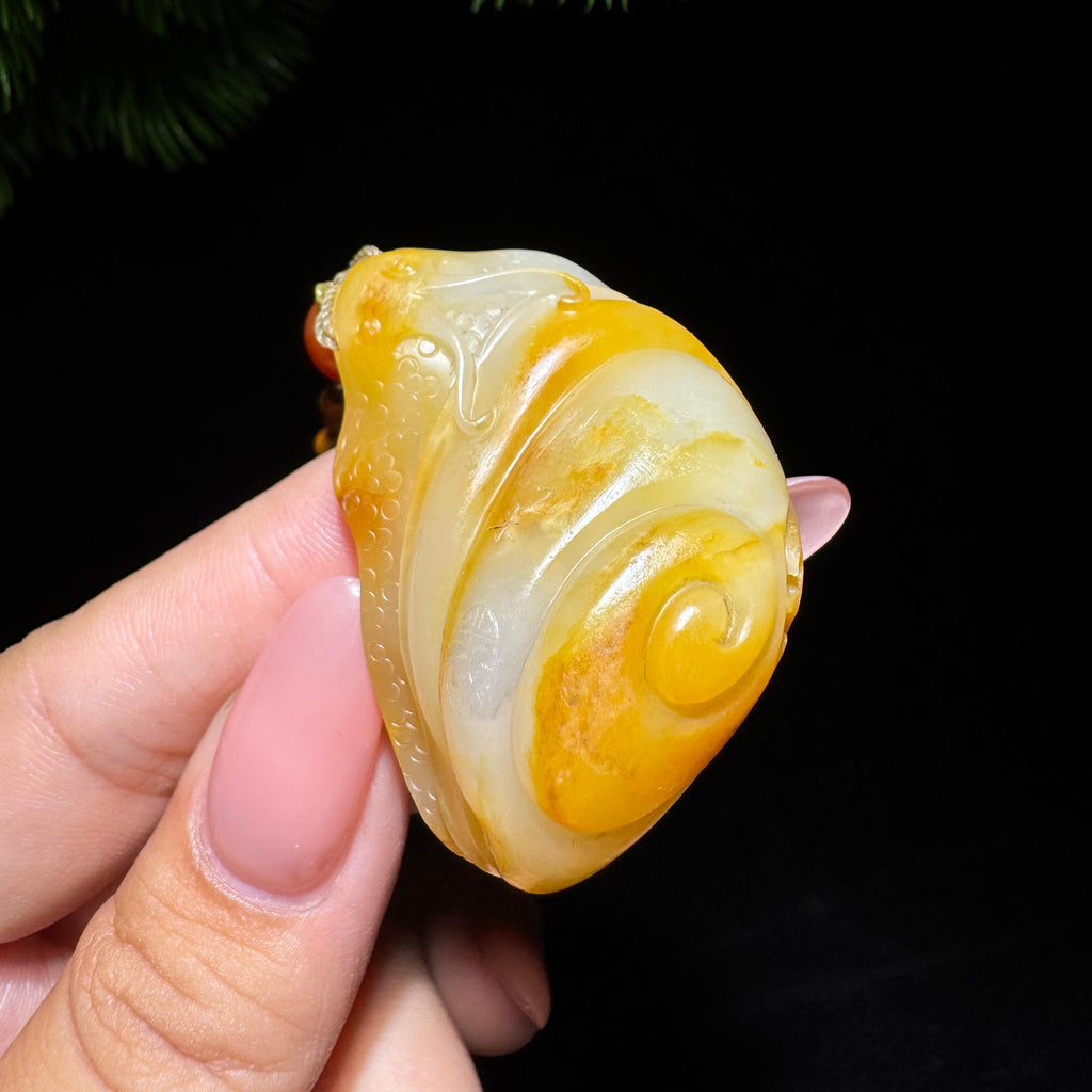 和田玉籽料黄沁安居乐业（41.5g）
