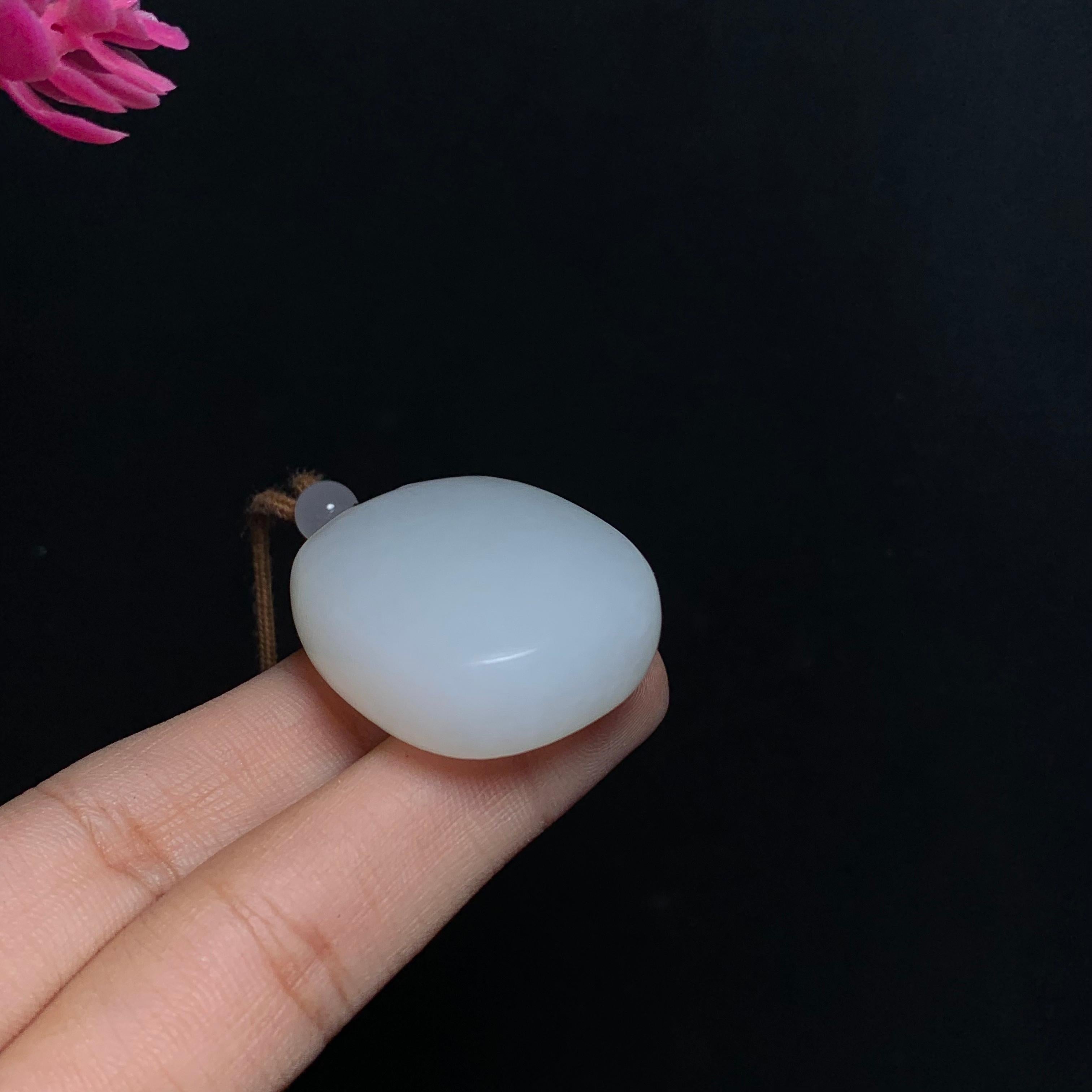 和田山料白玉无事牌（25.4g）
