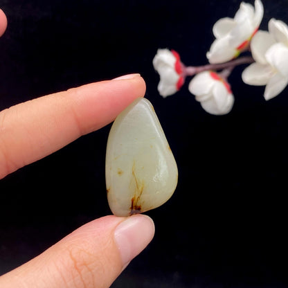 和田玉洒金皮籽料原石（12.4g）