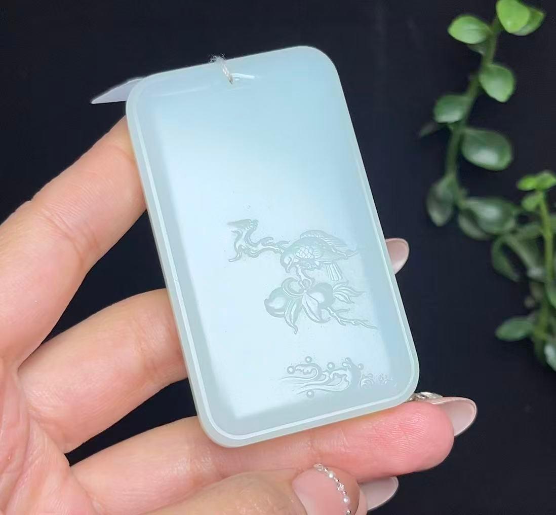 和田羊脂玉喜上眉梢平安无事牌（82.2g）
