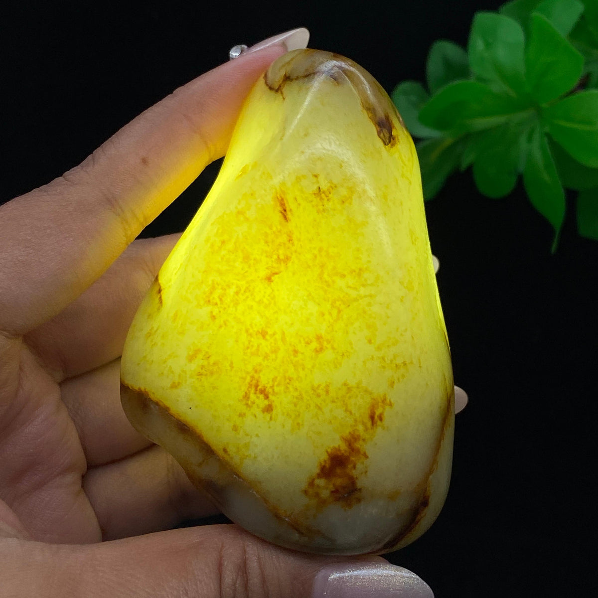 和田玉洒金皮籽料手把件（241g）