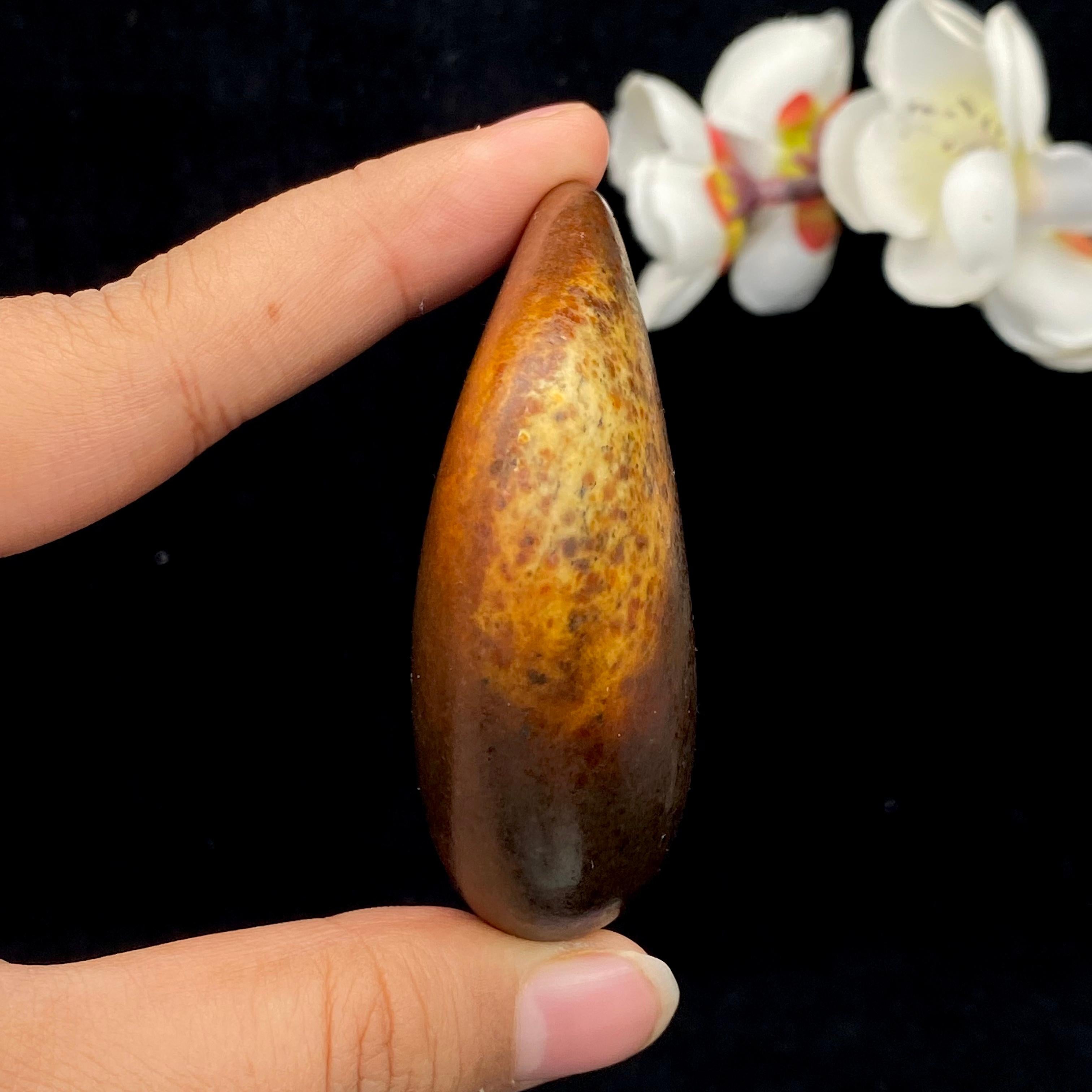 新疆 和田玉 原石 沁色自然 玉佩 新疆和田玉沁色皮籽料原石手链2（yc223471） – 添福玉器