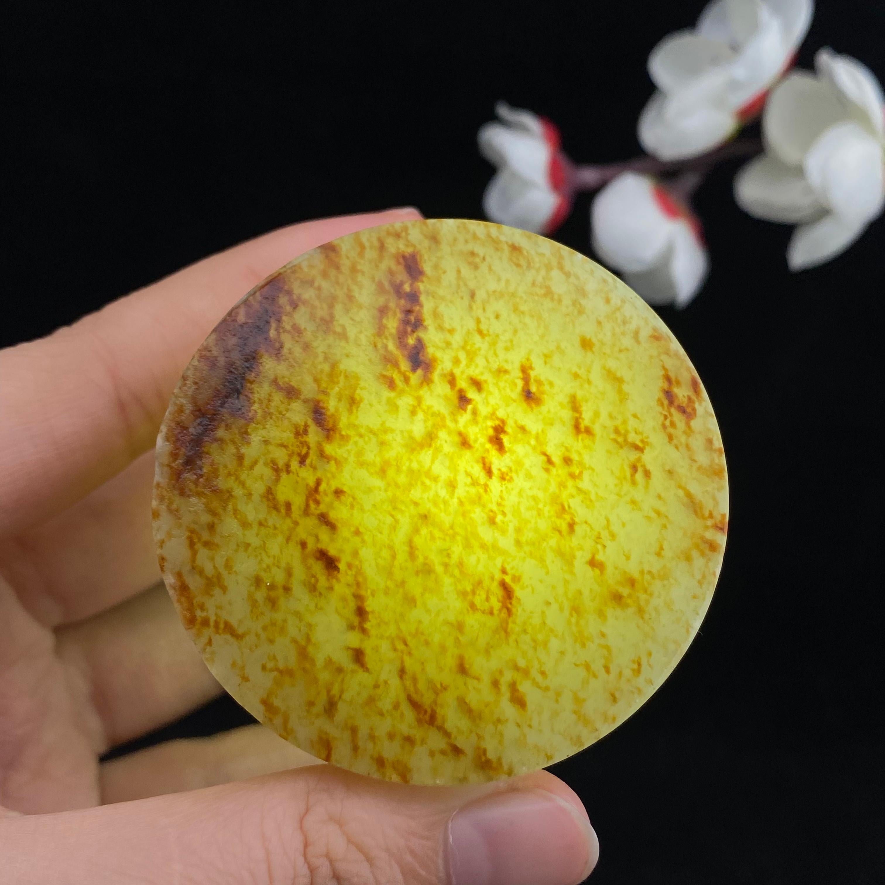 和田玉洒红皮籽料【手镯心】（162.1g）