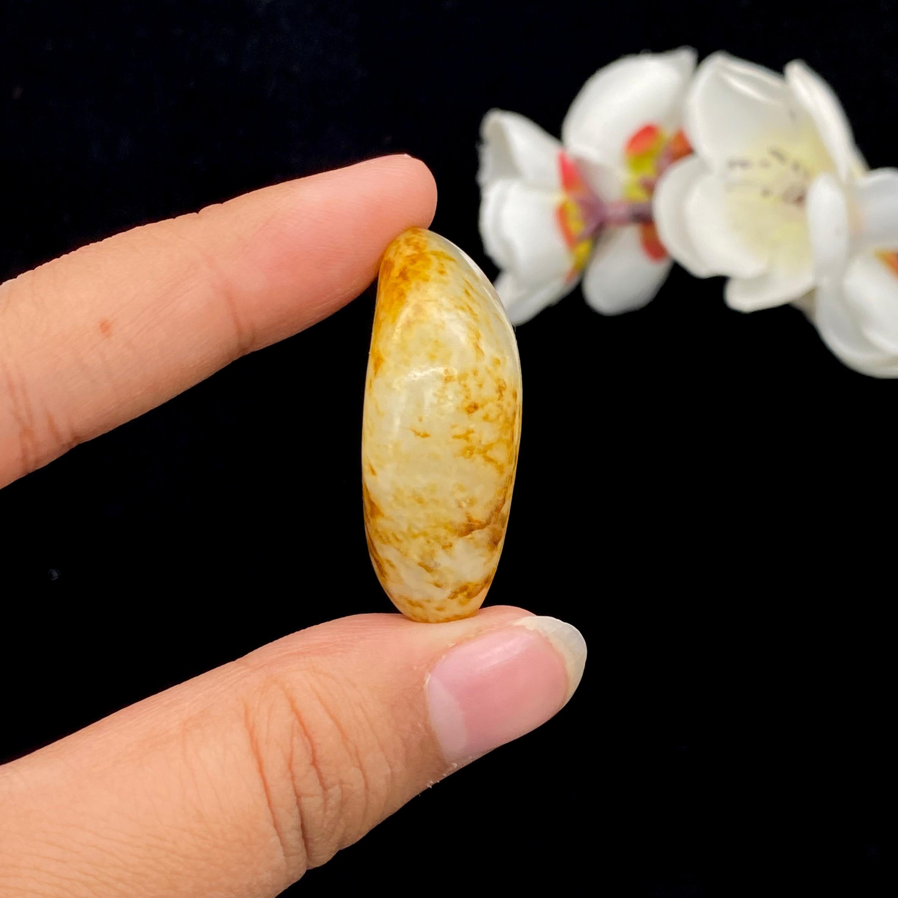 和田玉洒金皮籽料吊坠籽（15.9g）