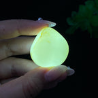 和田玉白玉带洒金皮籽料（26g）