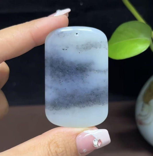 新疆和田玉籽料意境青花平安无事牌（34.1g）