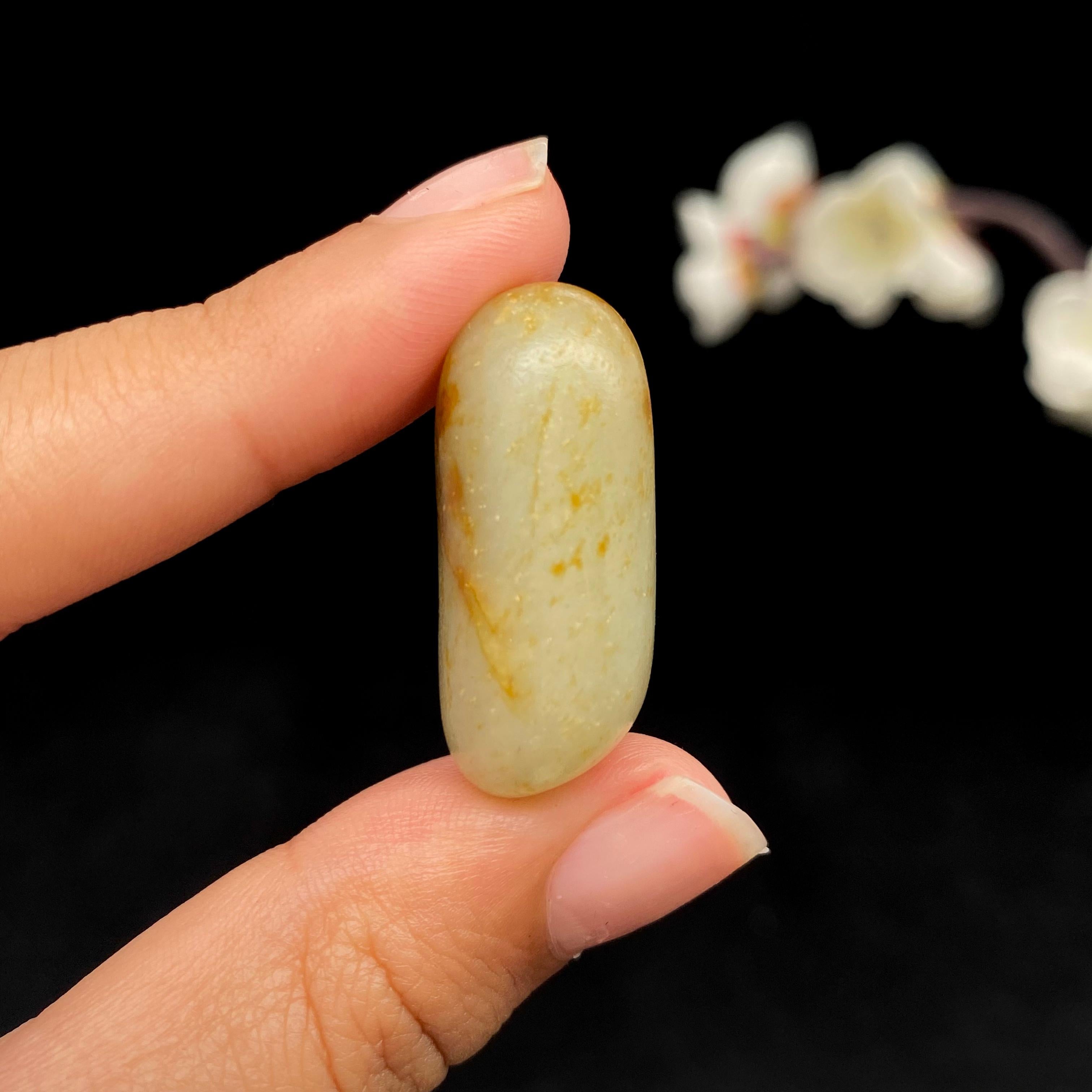 和田玉洒金皮籽料吊坠籽（12.2g）