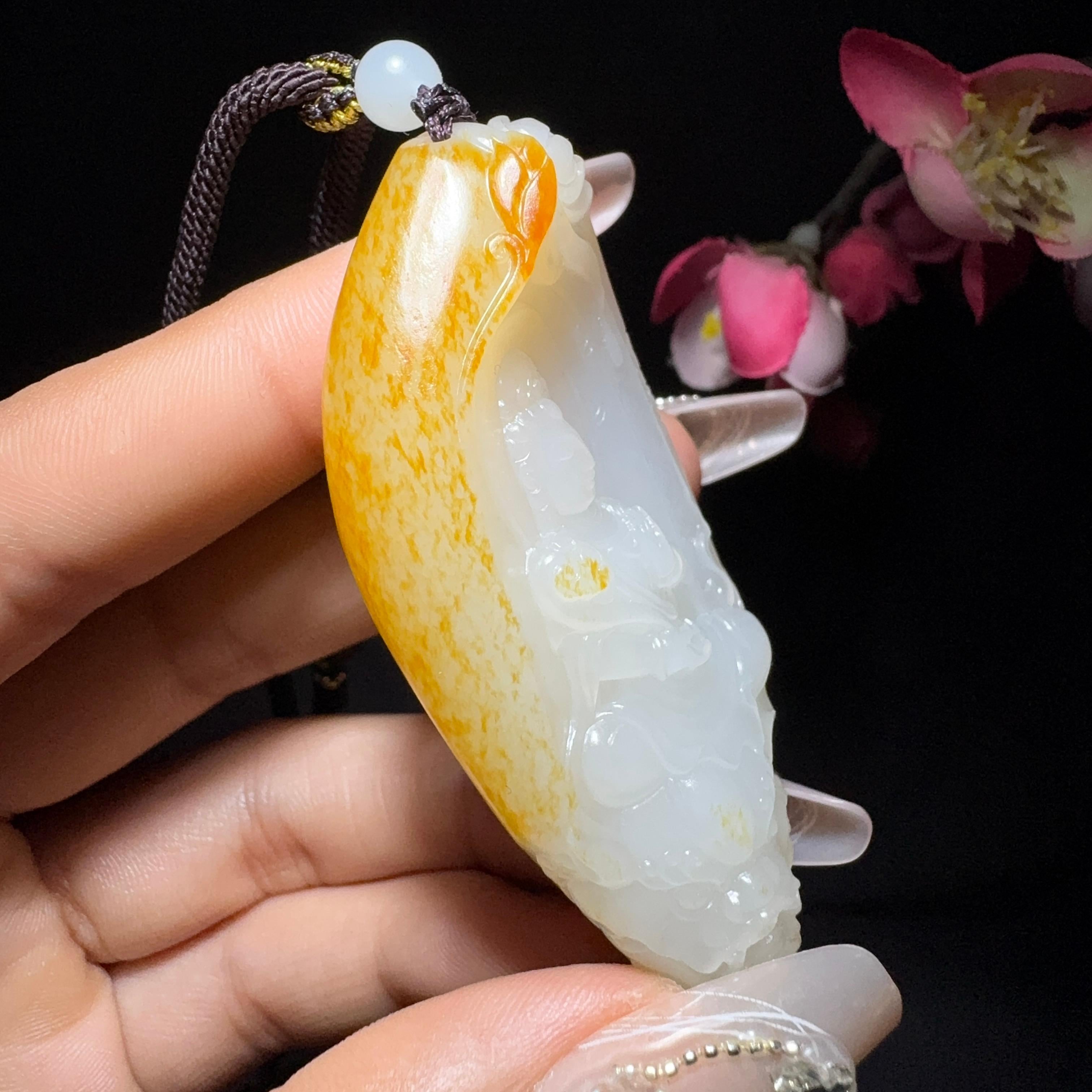 和田玉籽料挂件御龙观音（58.3g）
