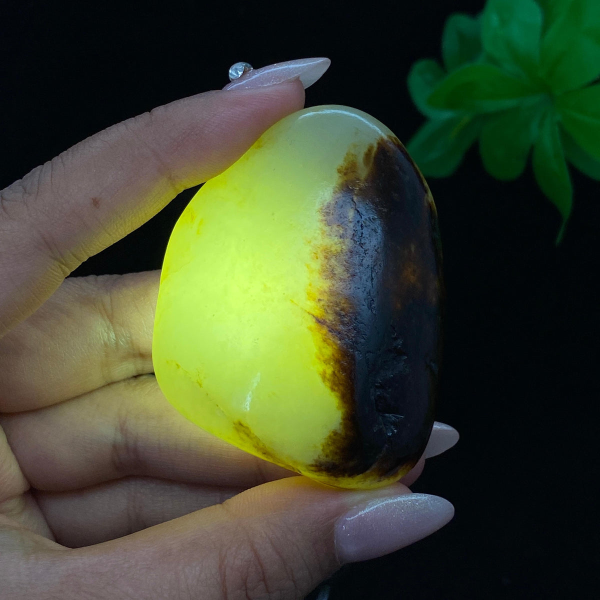 和田玉黑黄皮籽料（84.4g）