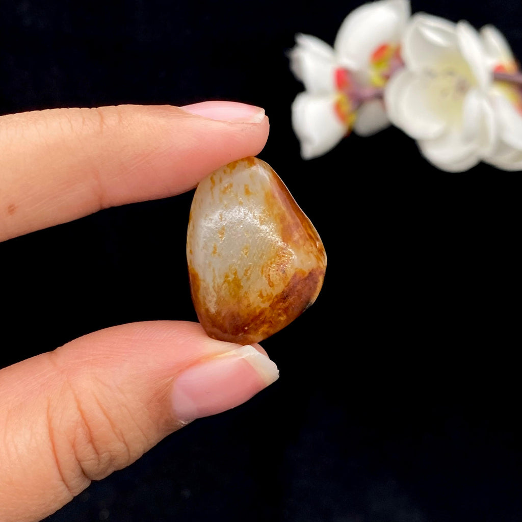 和田玉聚红皮籽料小吊坠籽（7.2g）