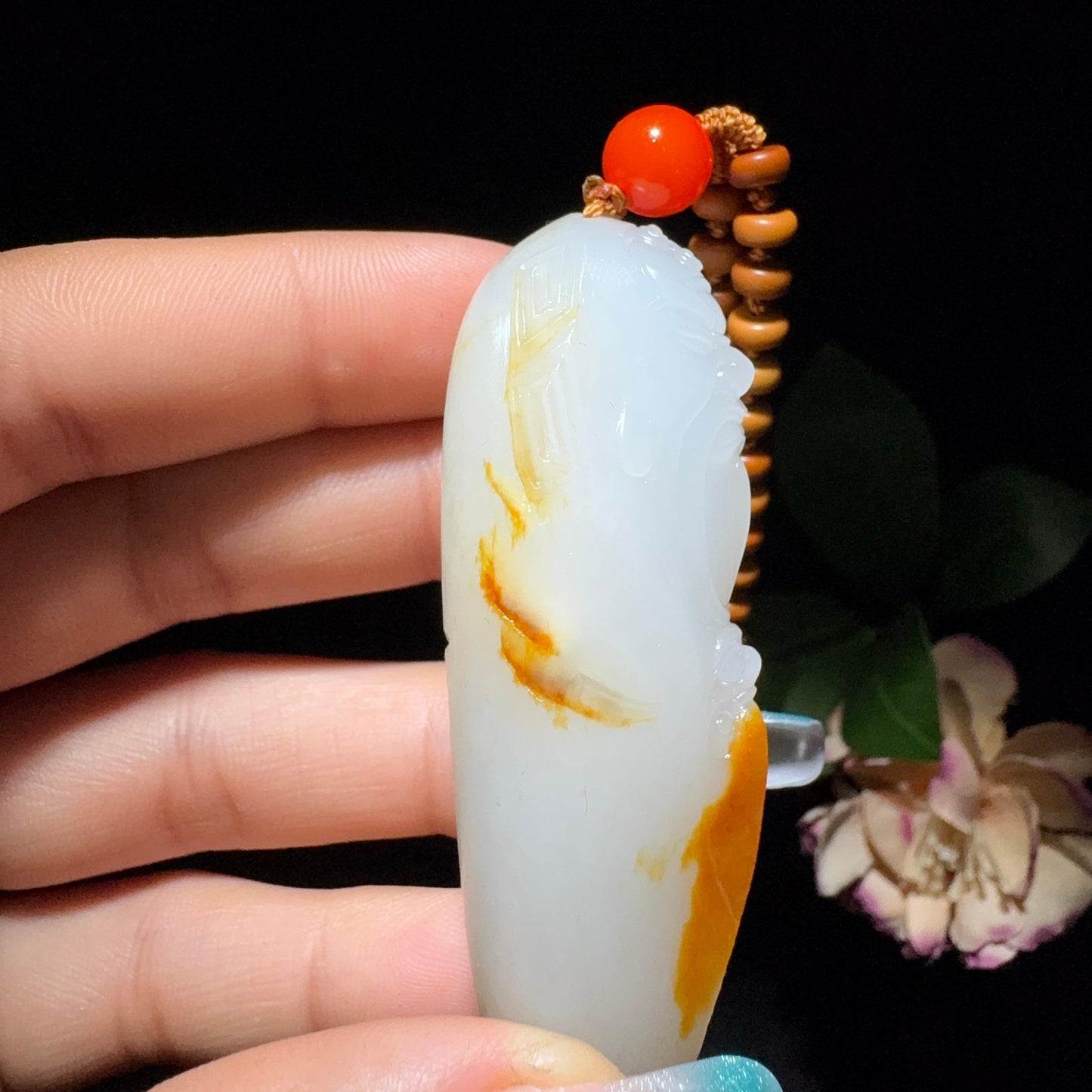 和田玉籽料挂件关公（58.9g）