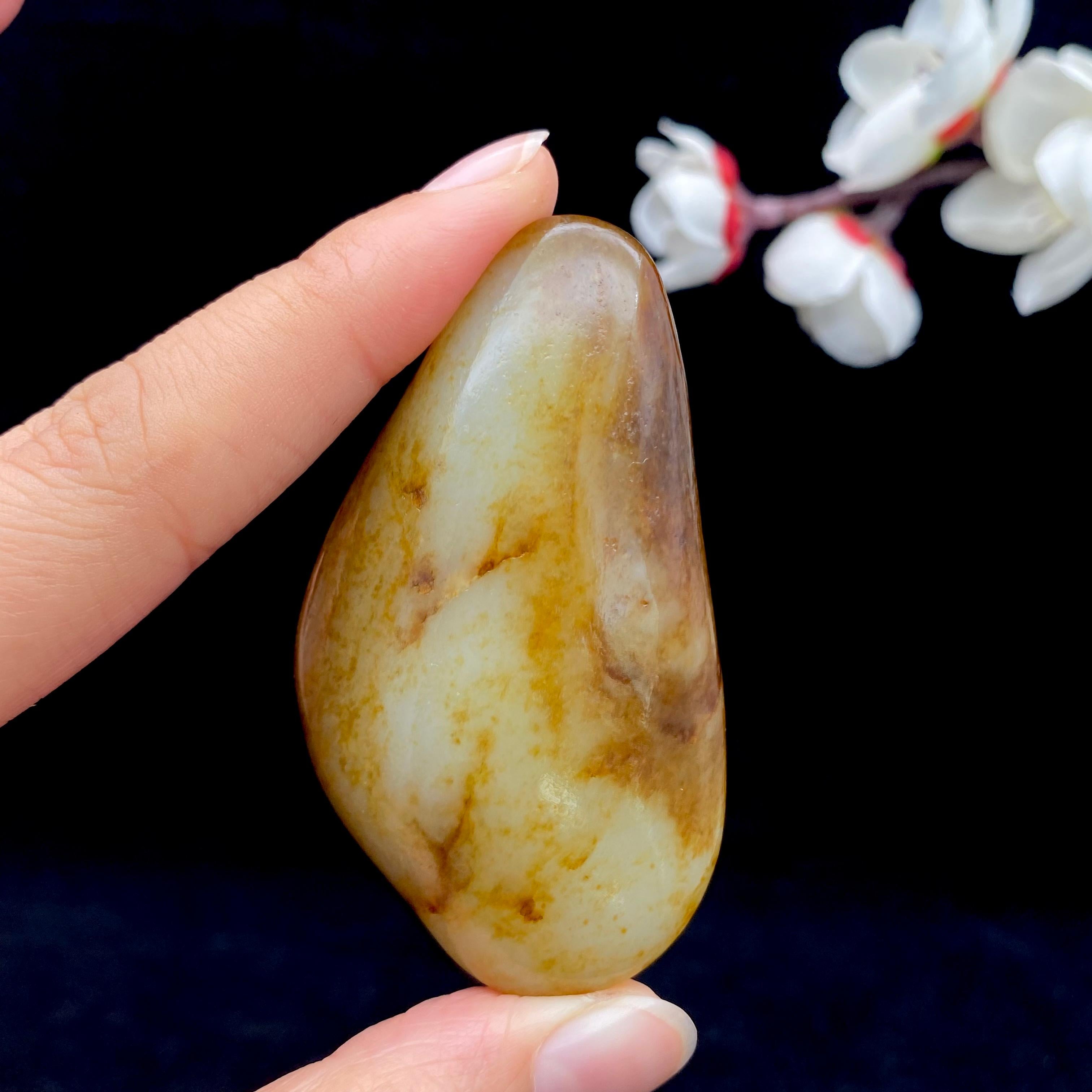 和田玉洒金皮籽料原石（56.3g）