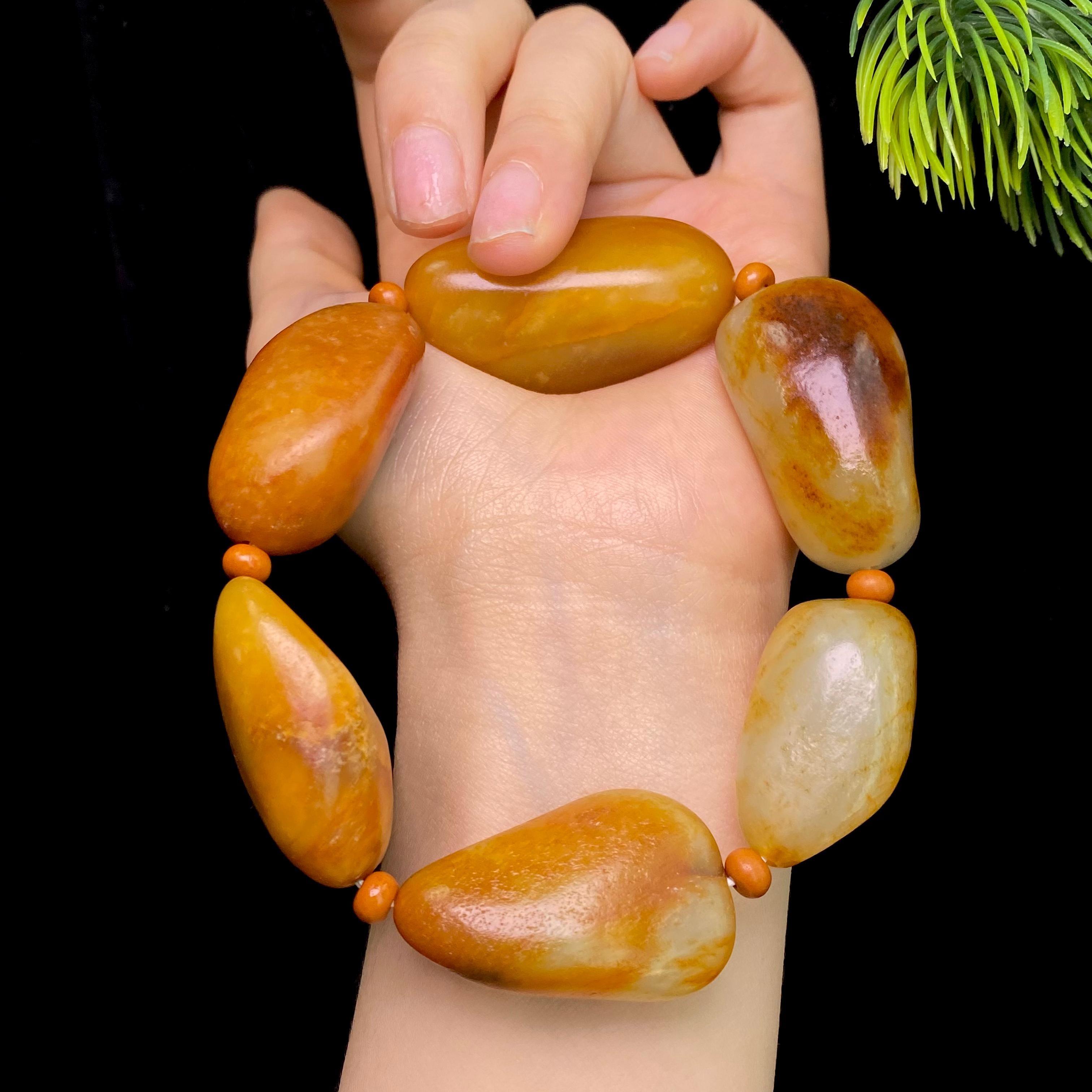 和田玉黄皮籽料手串（115.7g）